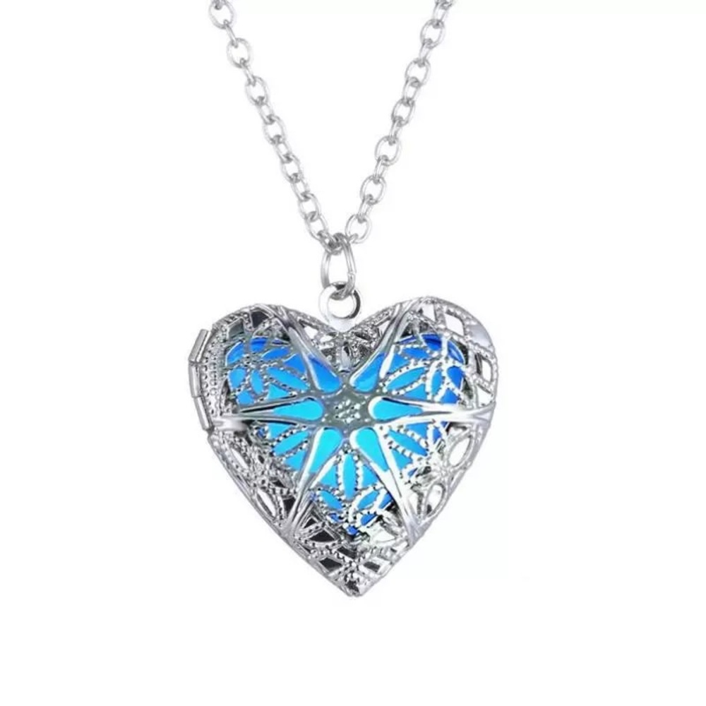NEW Luminous glowing heart locket pendant necklace